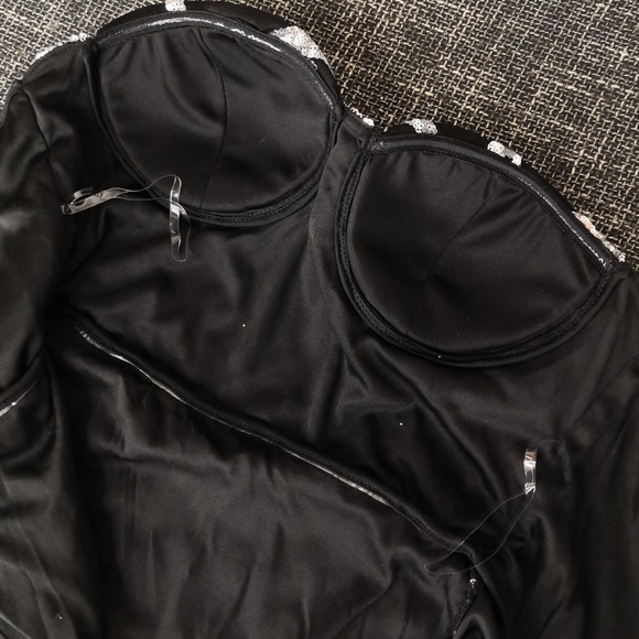 Silver and black sequin mermaid dress - Picture 6 of 7